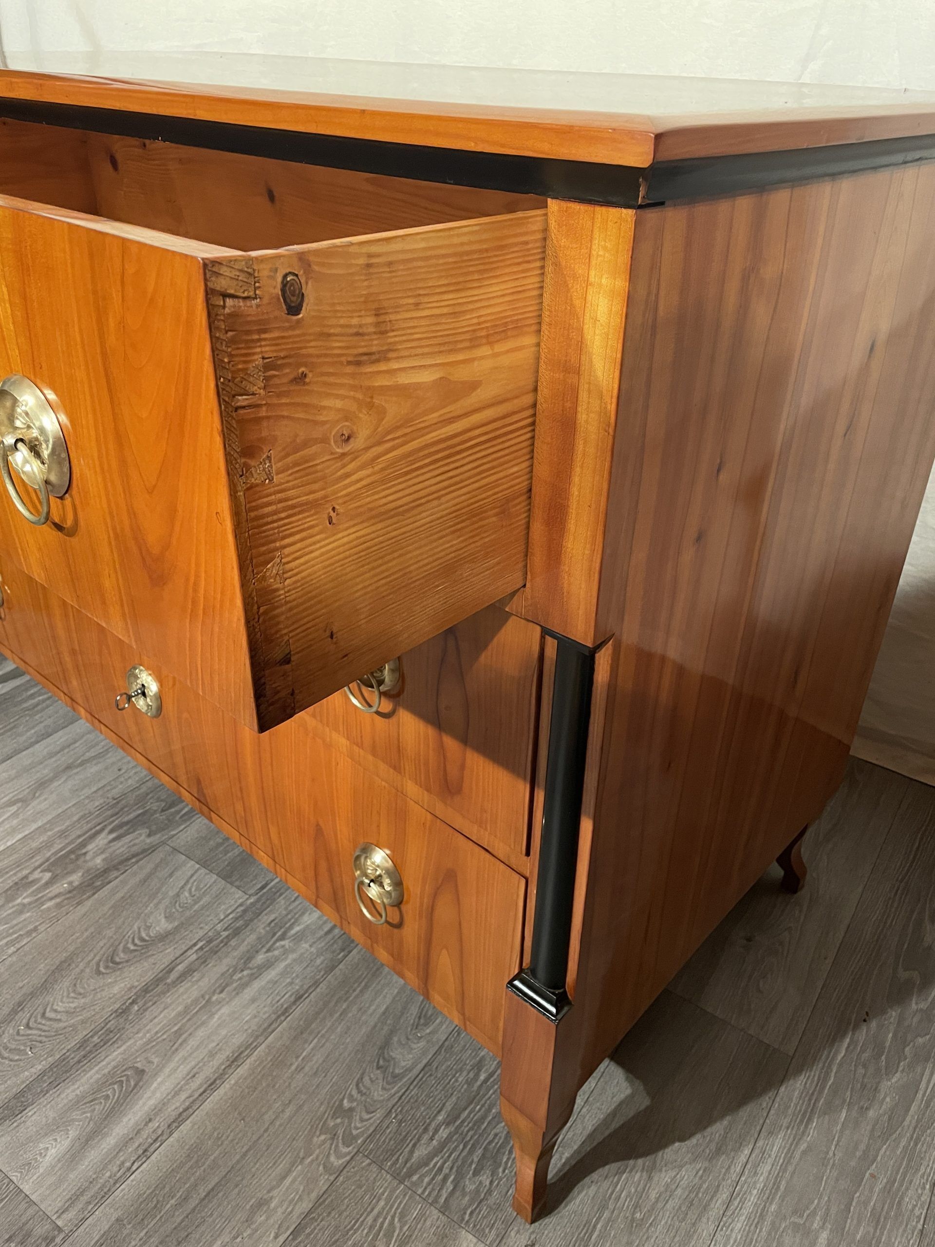 Biedermeier Cherry Dresser, South Germany 1820 - Image 3