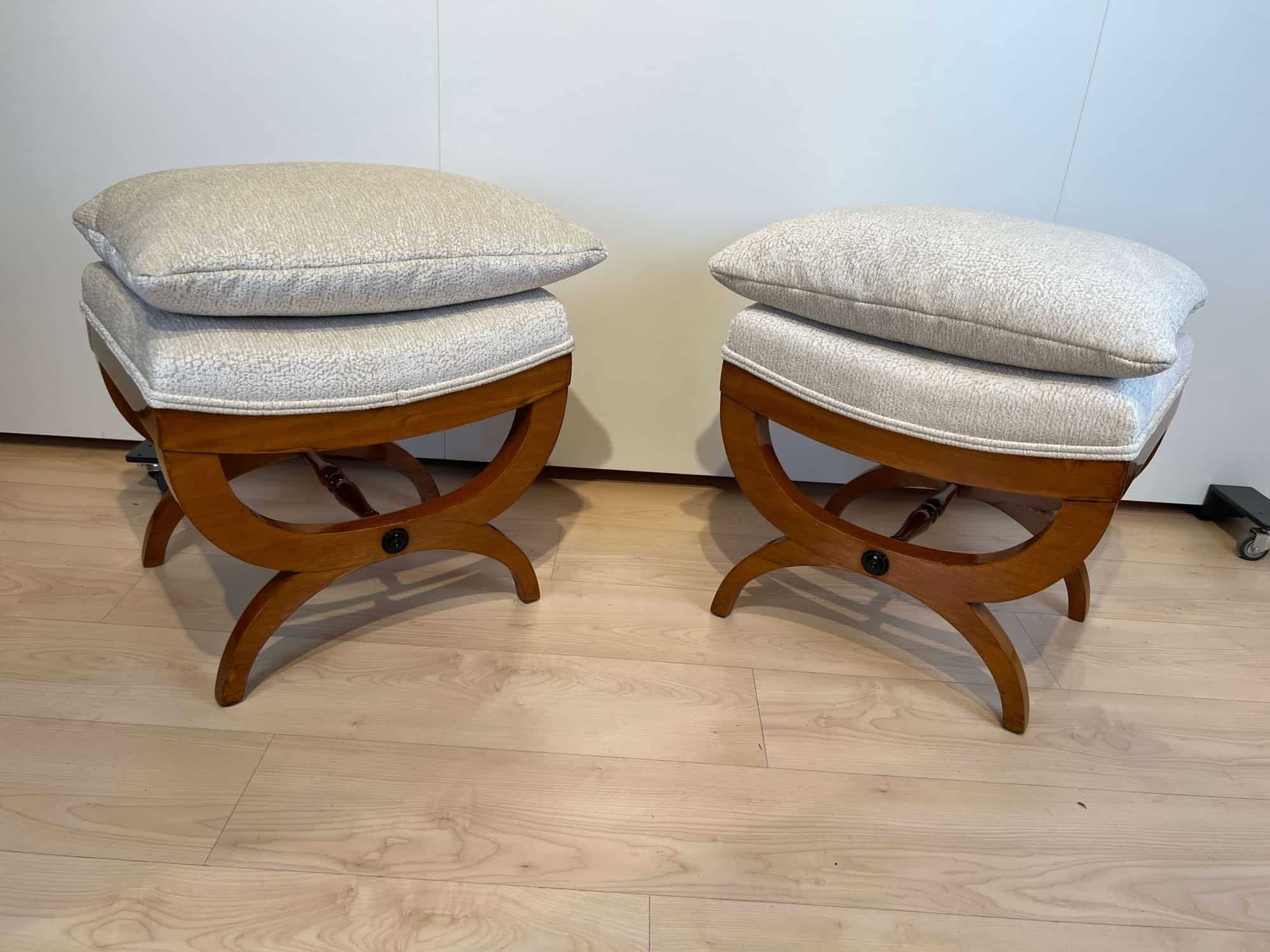 Pair of Large Tabourets, Beech wood, France circa 1860 - Image 17