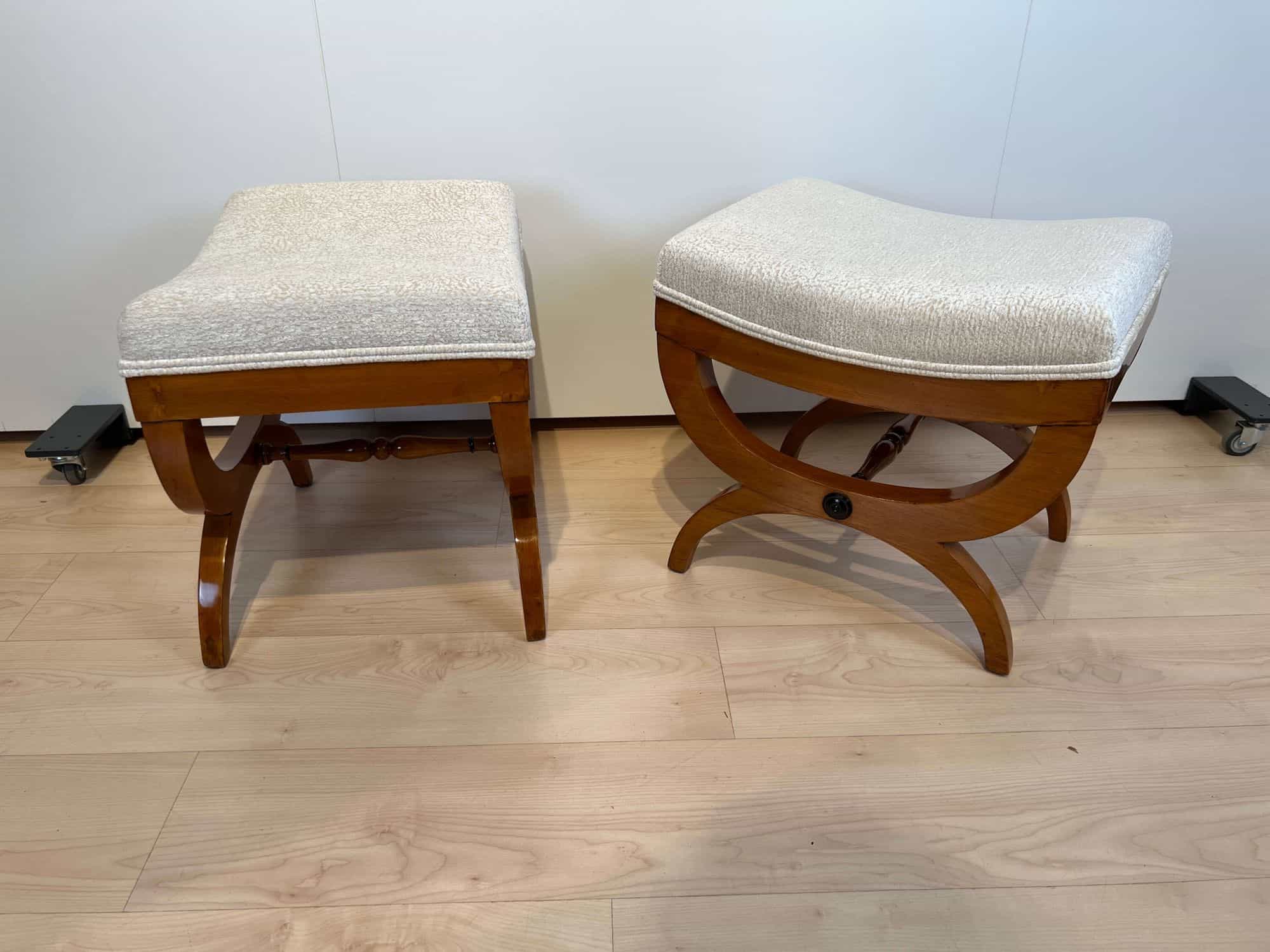 Pair of Large Tabourets, Beech wood, France circa 1860 - Image 18