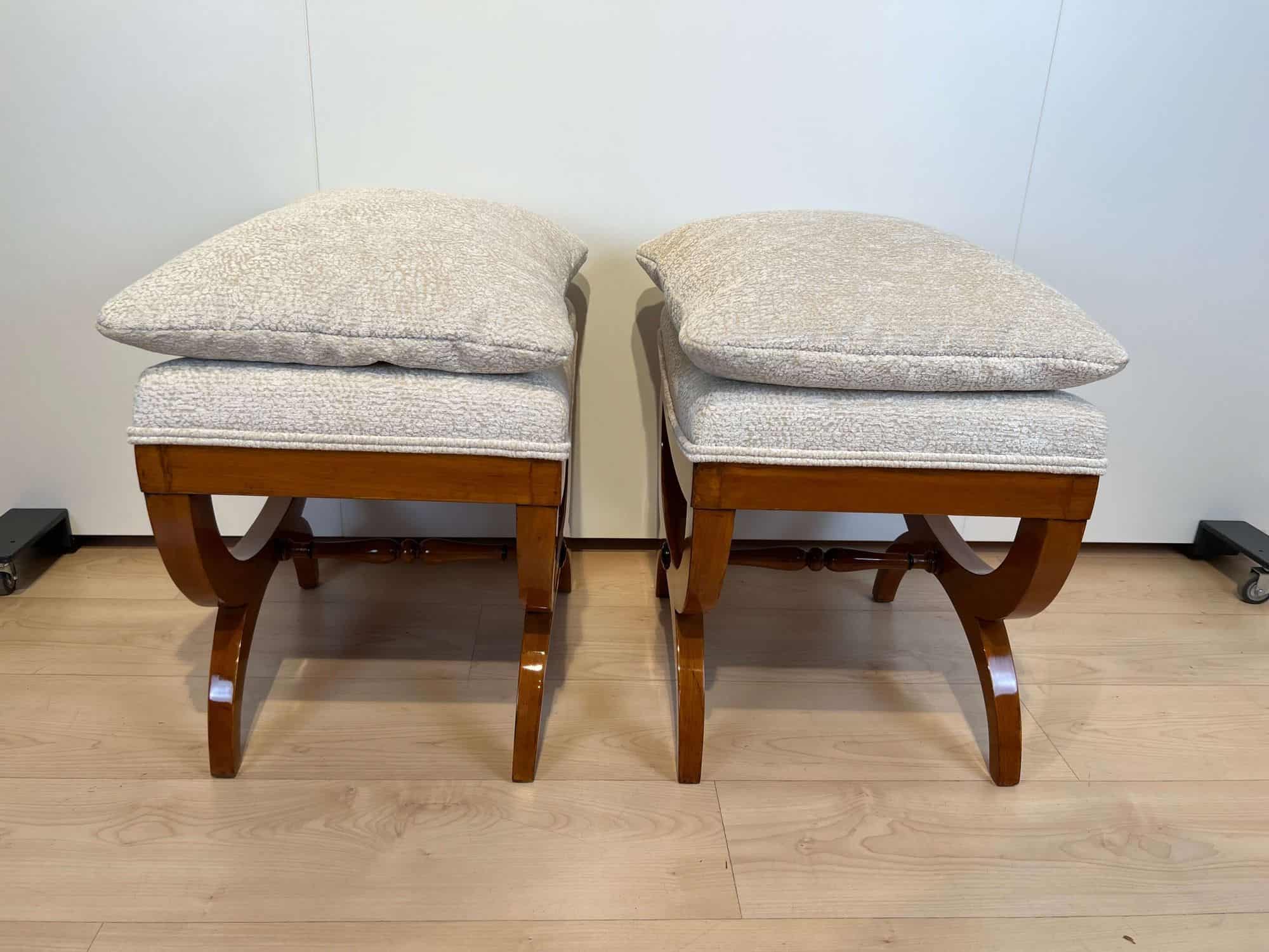 Pair of Large Tabourets, Beech wood, France circa 1860 - Image 7
