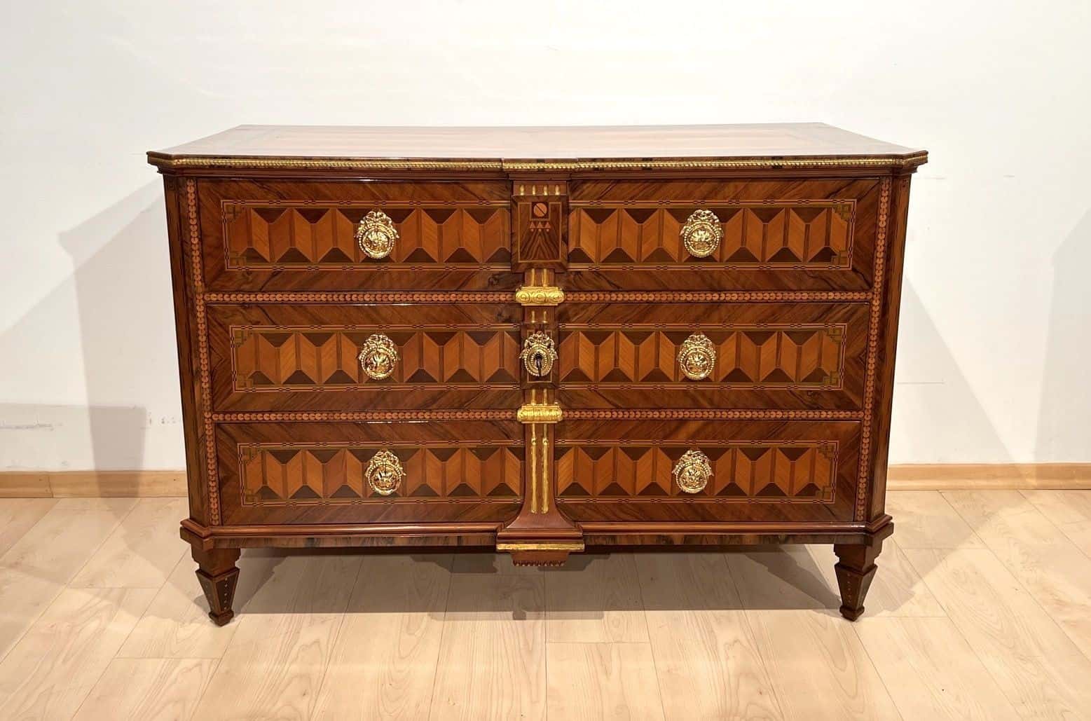 Louis XVI Walnut Commode, Inlays, Gold-Plate, Austria/Vienna circa 1790 - Image 3