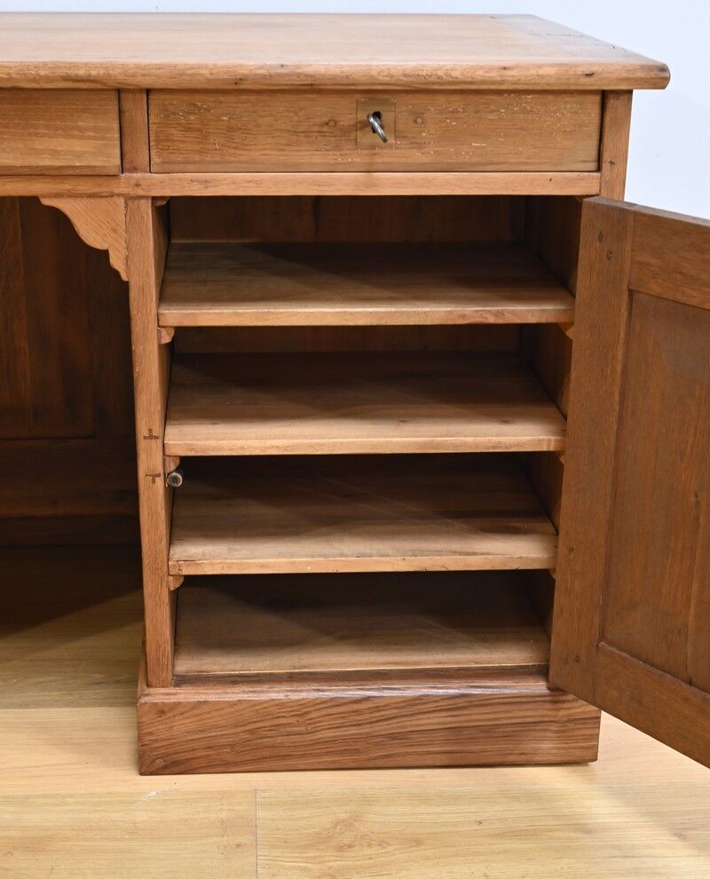 All-Sided Oak Commercial Desk – 1900 - Image 26