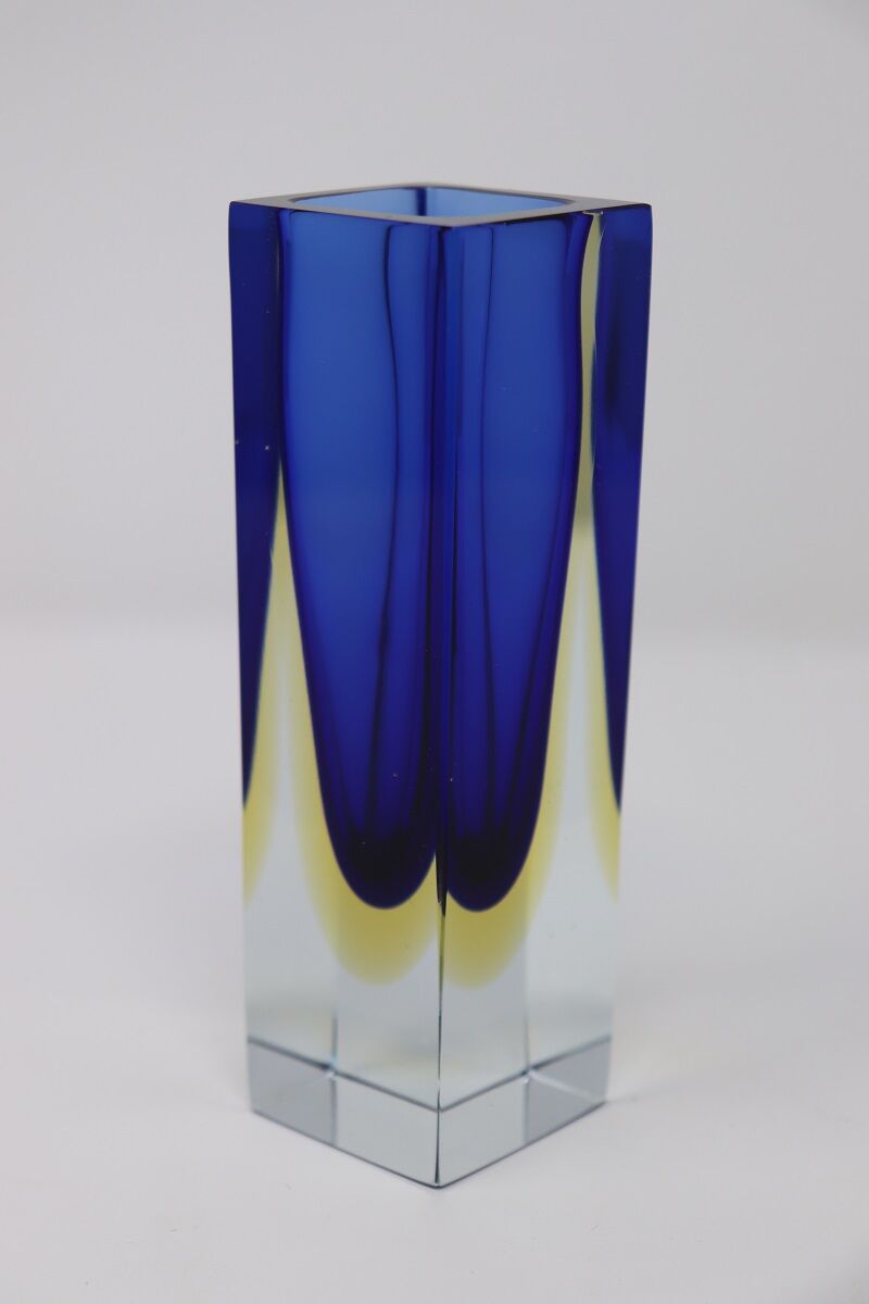 Blue Vase Murano Glass Flavio Poli - Side - Styylish